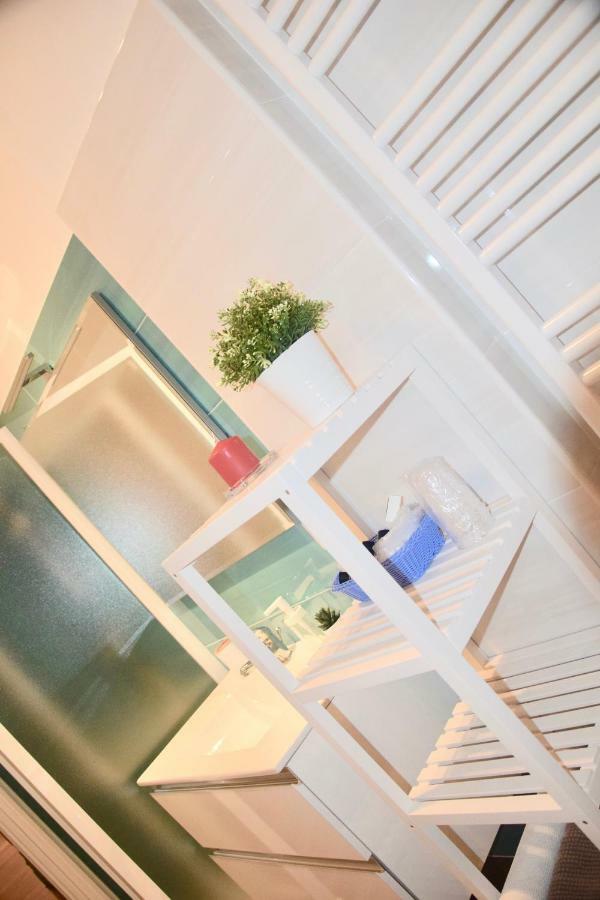 Terrazza San Giovanni Apartment Рим Екстер'єр фото